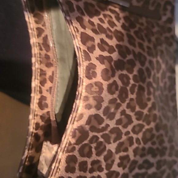 Small leopard 🐆 print bag - Picture 3 of 3